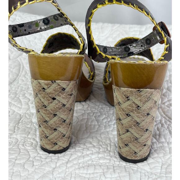 Poetic License London Women 39.5 (US 8) Invincible Summer Wooden Heeled Sandal - Picture 8 of 14